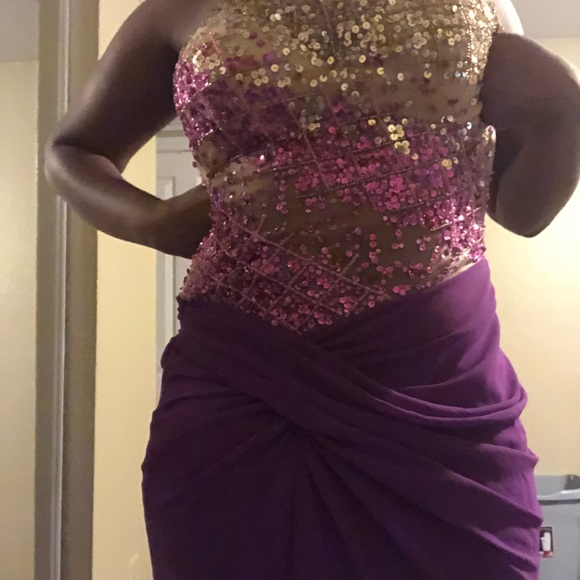 Faviana Couture Prom Dress in Fuchsia - Picture 2 of 4